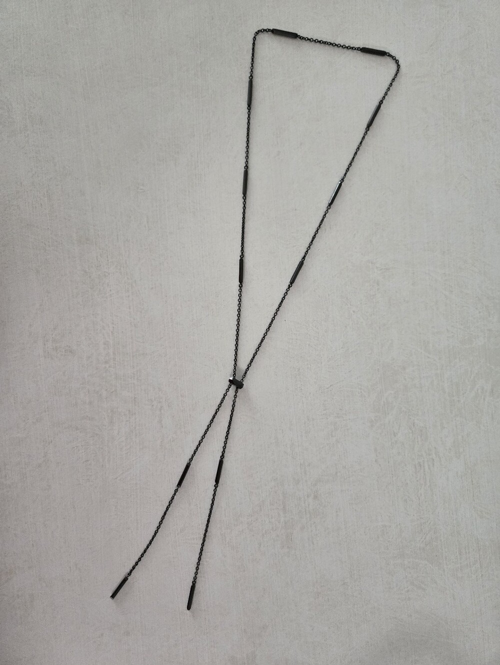 Kendra Scott Josephine Lariat Necklace in Hematite finish.  Retired rare